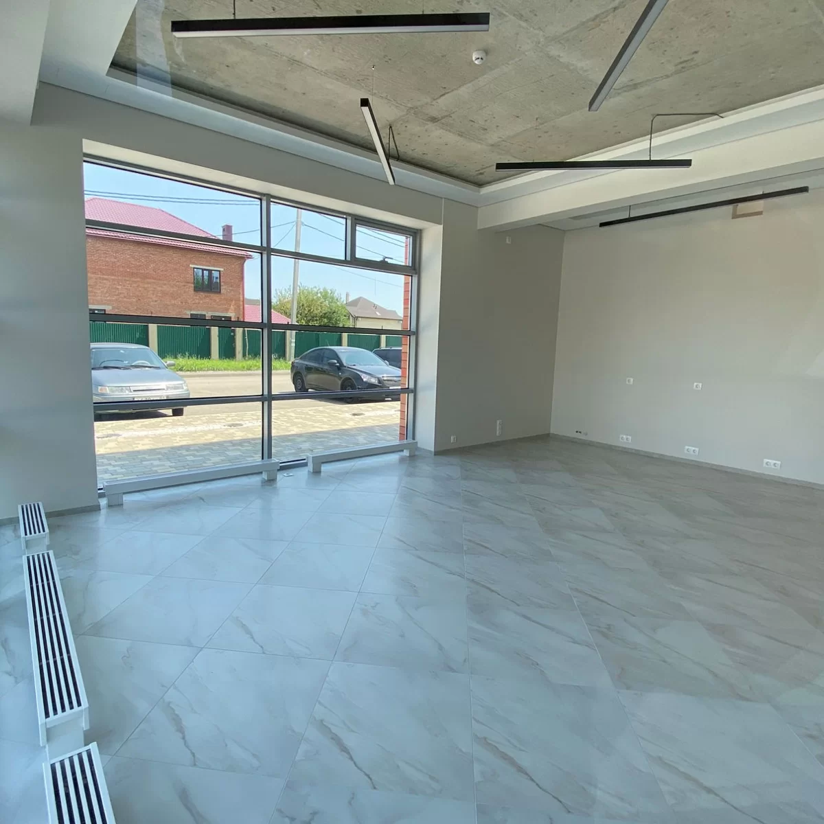 Помещение свободного назначения 55 м в аренду под магазин и торговлю